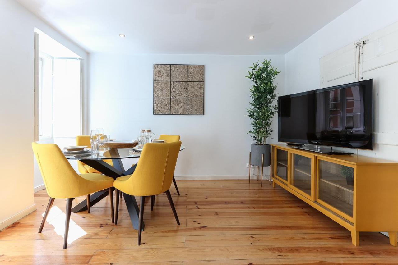 Charming And Stylish Downtown In Xix Century Building Appartement Lisboa